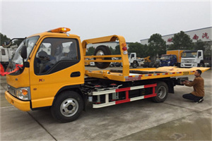 惠水哪里有拖车服务